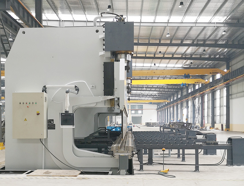 2xWE67K-1200T7000 CNC Press Brake in Tandem